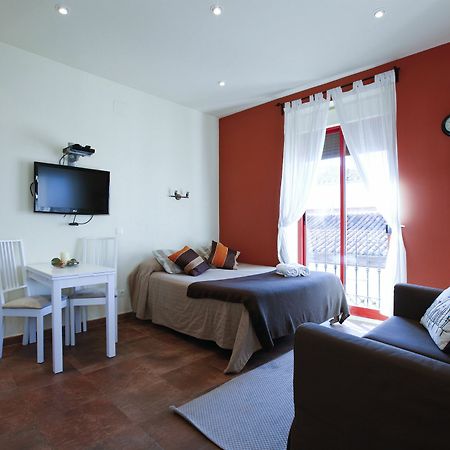 Viviendas Turisticas Camino Del Prado Madrid Exterior photo